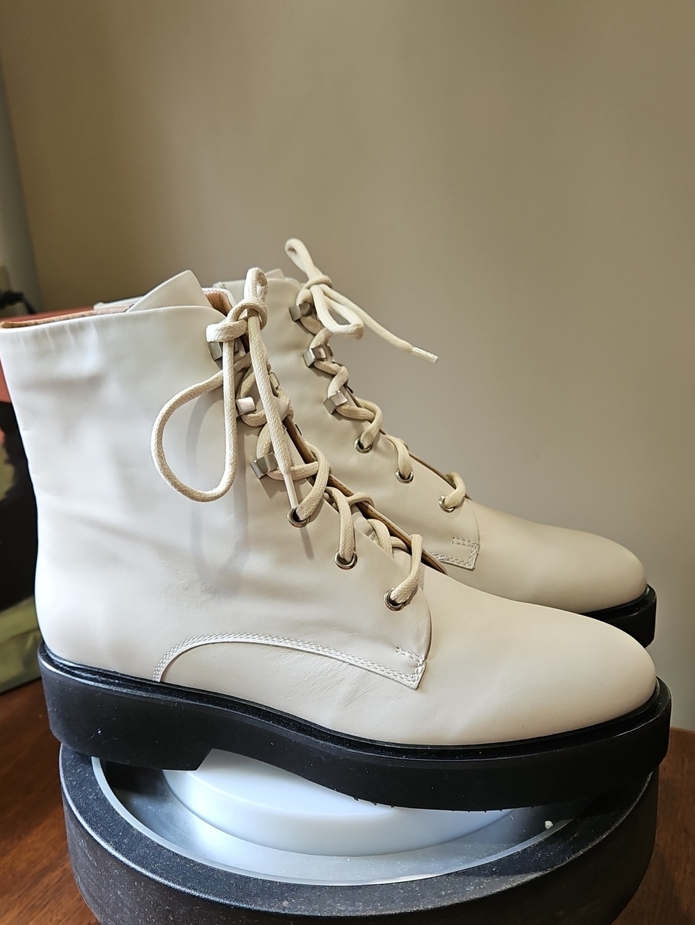Aquatalia Cream Lace-Up Leather Platform Boots